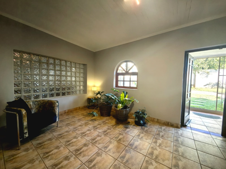 4 Bedroom Property for Sale in Olifantsnek North West